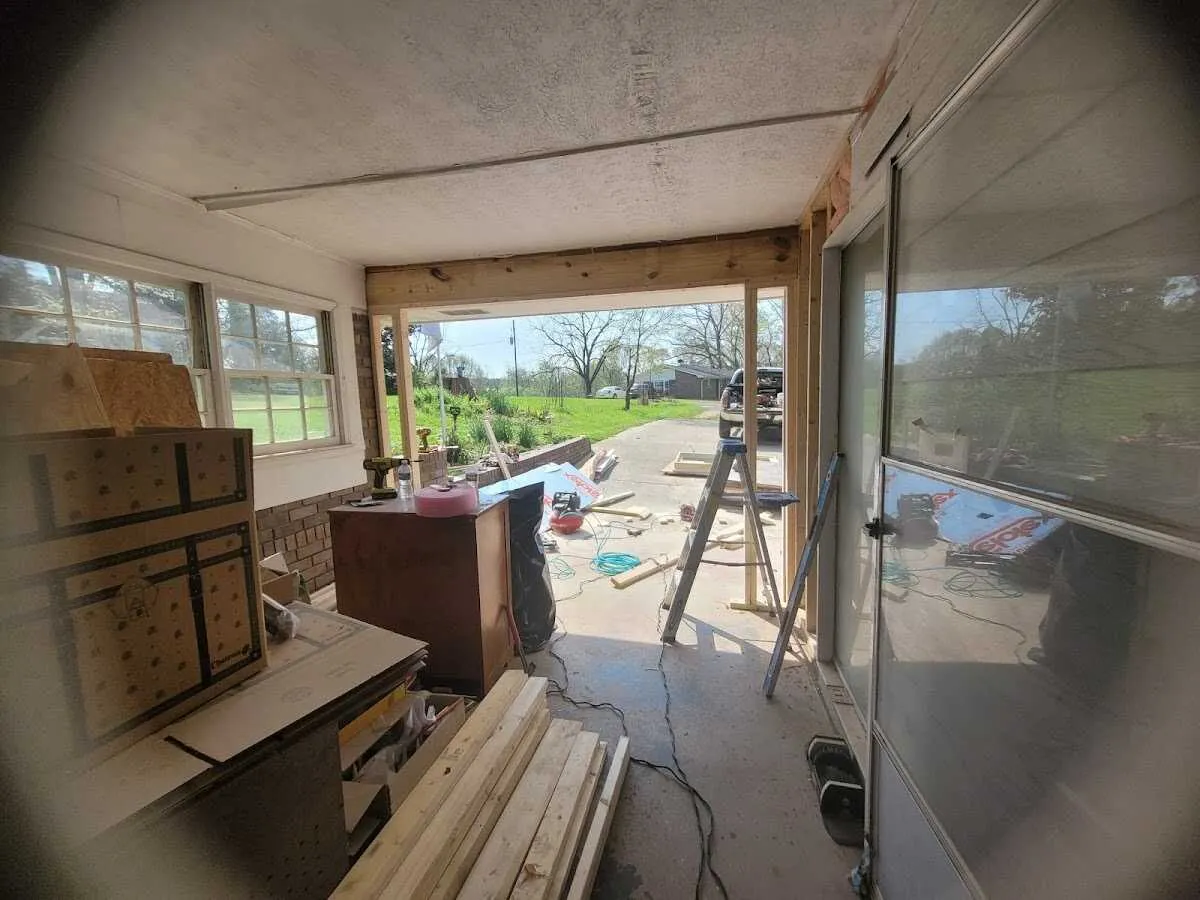 Air movers and dehumidifier for Drying & Dehumidification in Wailuku